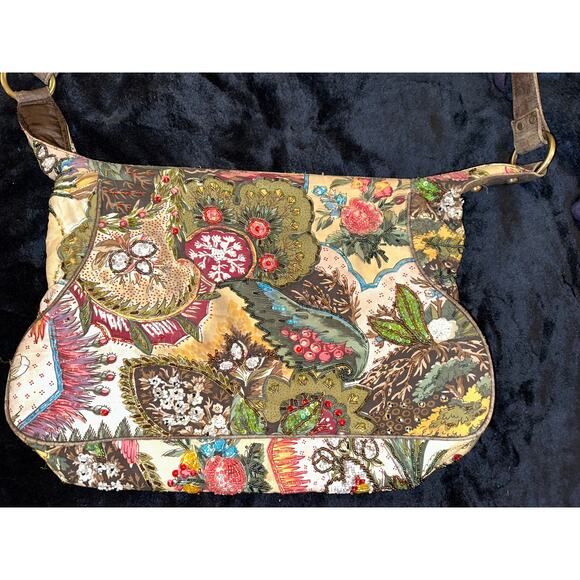 VINTAGE CHRISTIANA LARGE BOHO BEADED LEATHER HORSEBIT MESSENGER SADDLE BAG - Picture 3 of 9